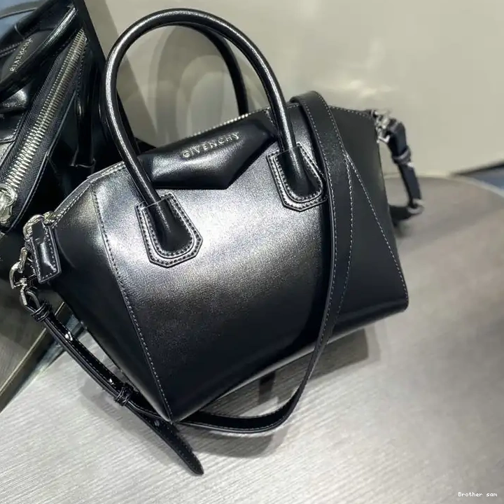 Brother sam 2203RF0002 Givenchy Bag 0809